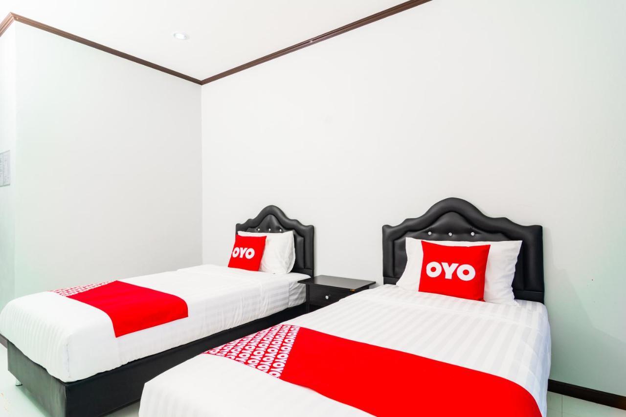 OYO 533 Runya Poolvilla Prachuap Khiri Khan Dış mekan fotoğraf
